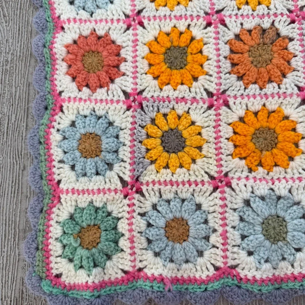 Handmade Crochet Granny Square Baby Blanket Floral 3D Sunflowers Pink Blue 19x18